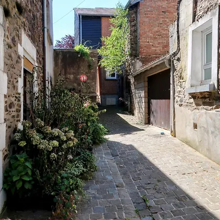 Holiday home Les Reflets De Meuse *