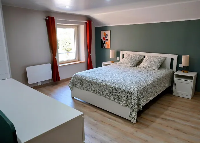 Les Reflets De Meuse Revin (Ardennes)