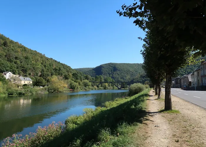 Les Reflets De Meuse Revin (Ardennes)
